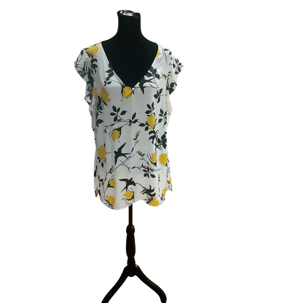 Cabi Flutter Sleeve Blouse Yellow Black Floral V-Neck Top Style 3963 Large
